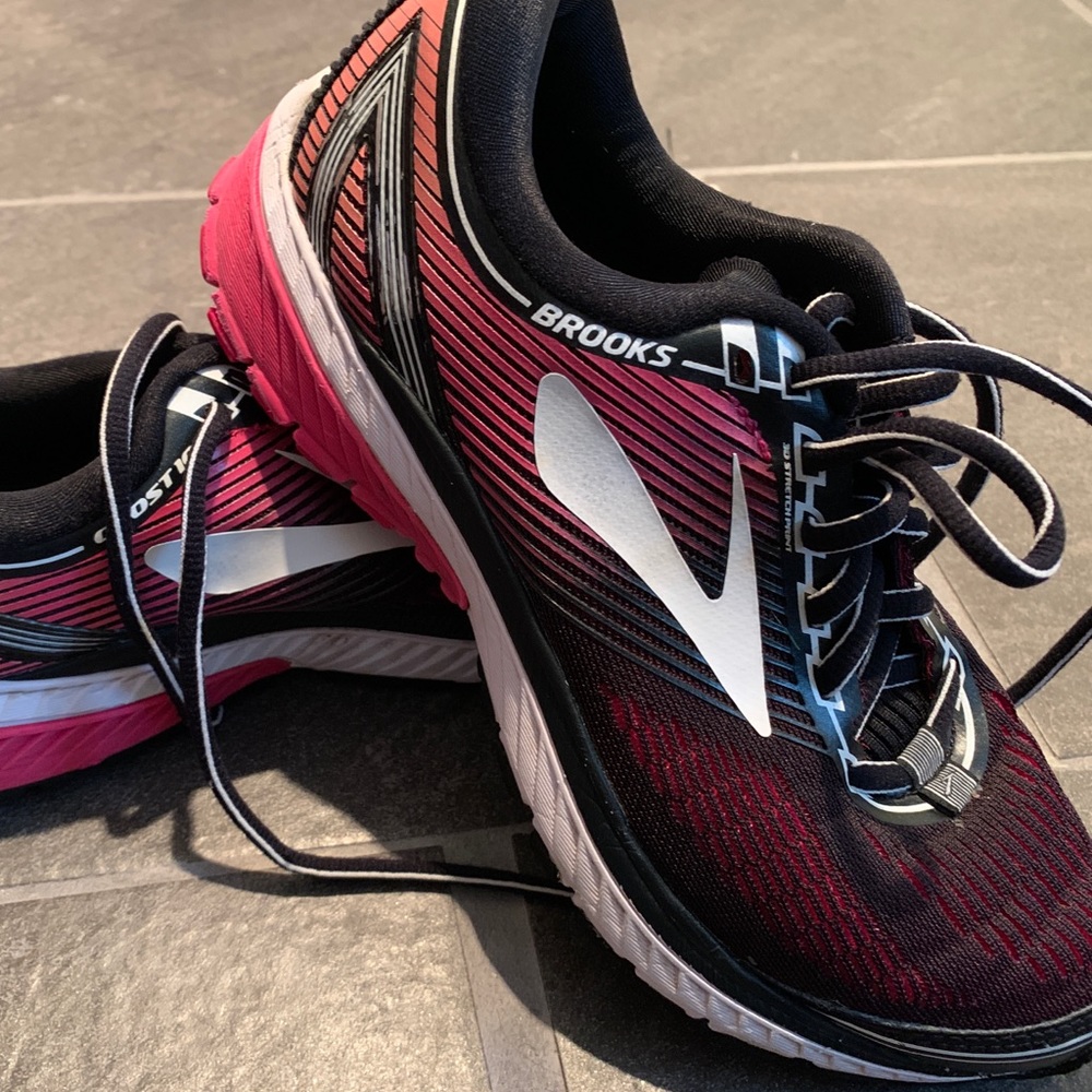 Brooks Ghost 10